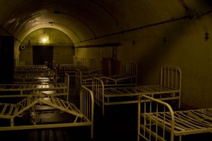 2010-underground-hospital-beds